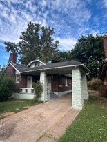 Building Photo - 910 N Evergreen St