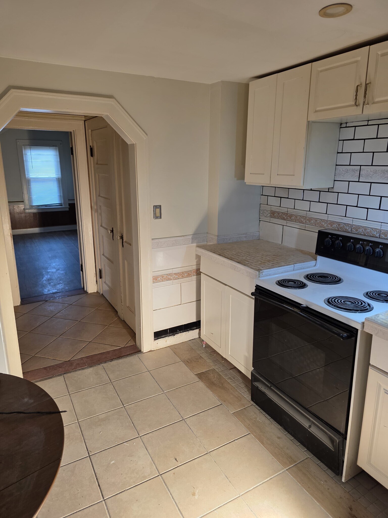 Building Photo - 75 Ashland St