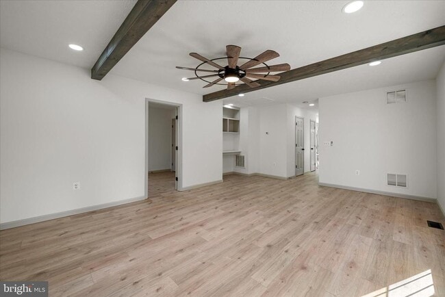 Building Photo - 209 Winchester Dr