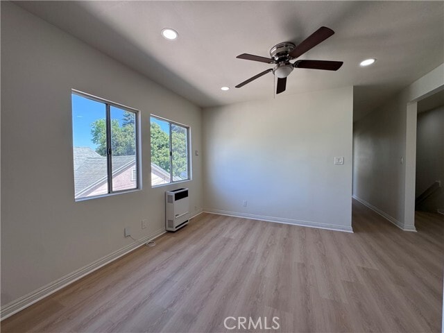Building Photo - 875 W 41st Dr
