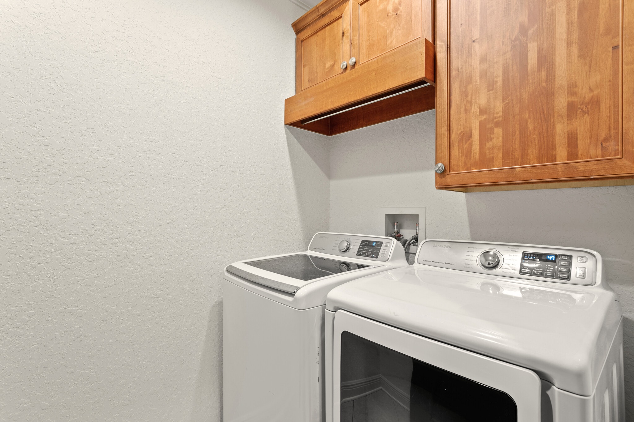 Building Photo - 2936 W Knights Ave