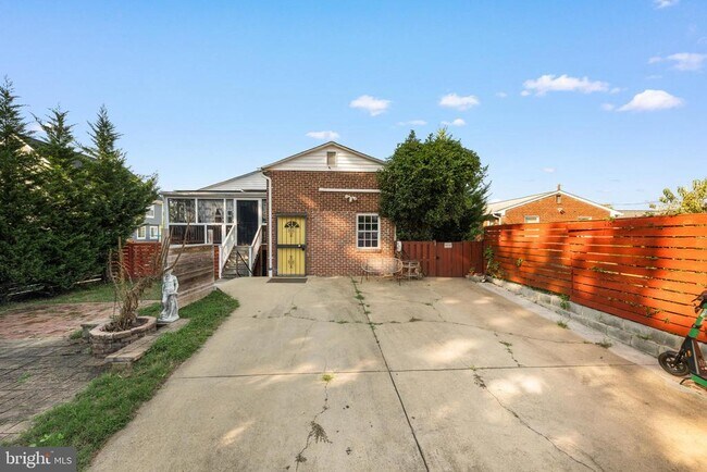 Building Photo - 4005 Anacostia Ave NE