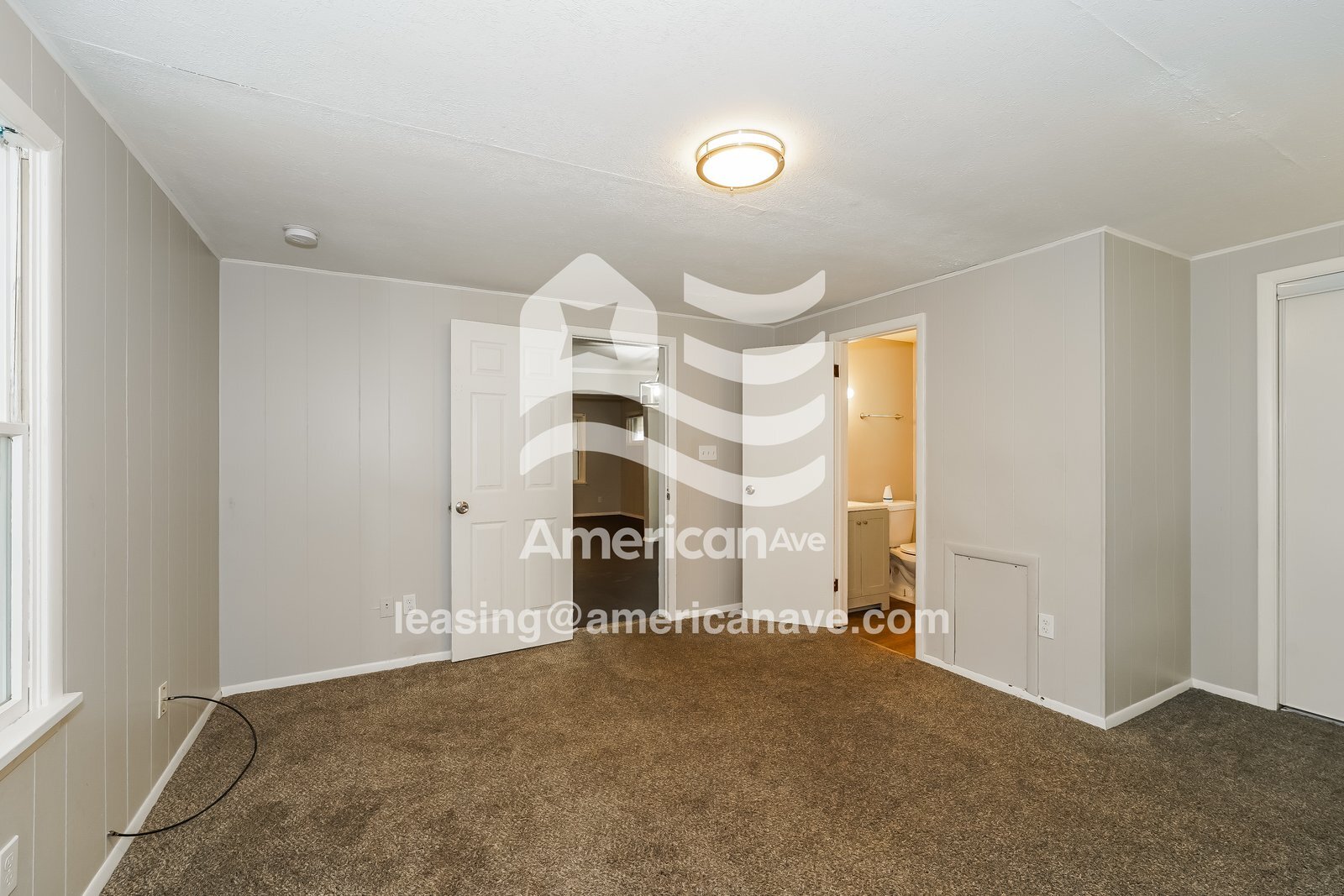 Building Photo - 5302 Kohout St