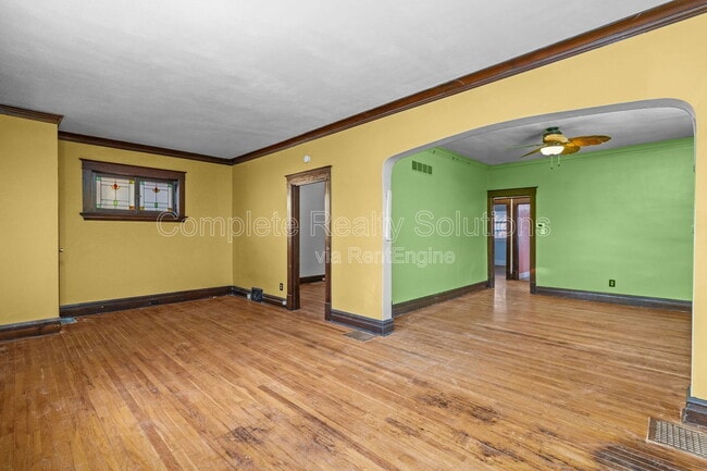 Building Photo - 5223 Bancroft Ave