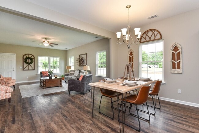 Building Photo - Coming Available!