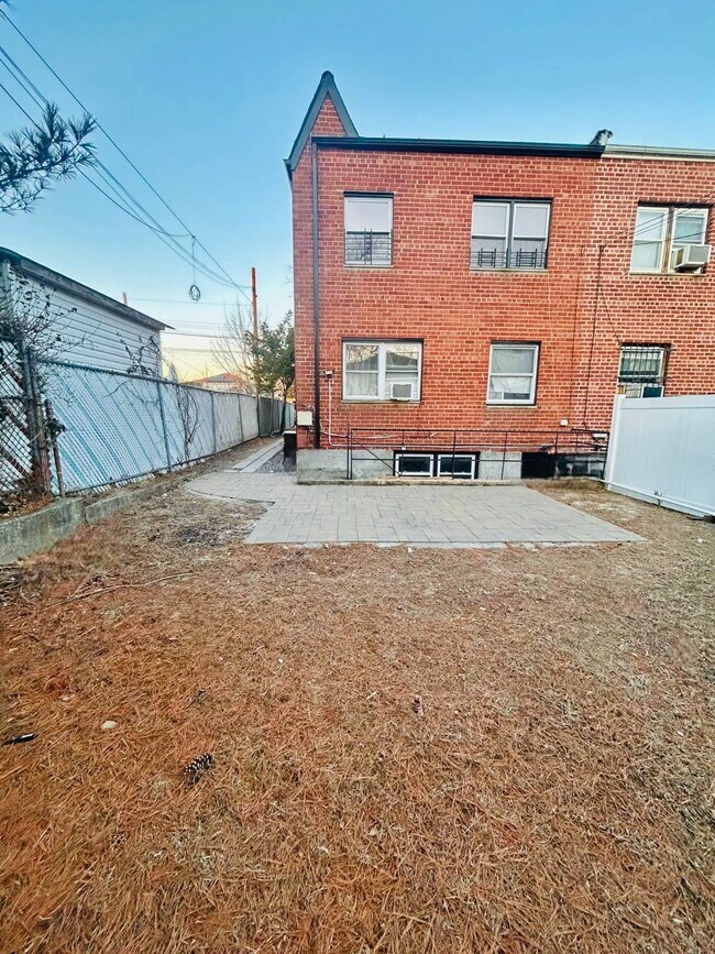 Building Photo - 1316 East 100th Street