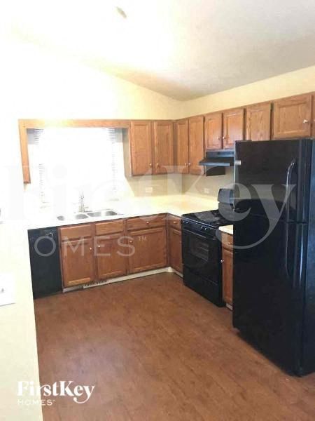 Building Photo - 1917 Joanna Ave