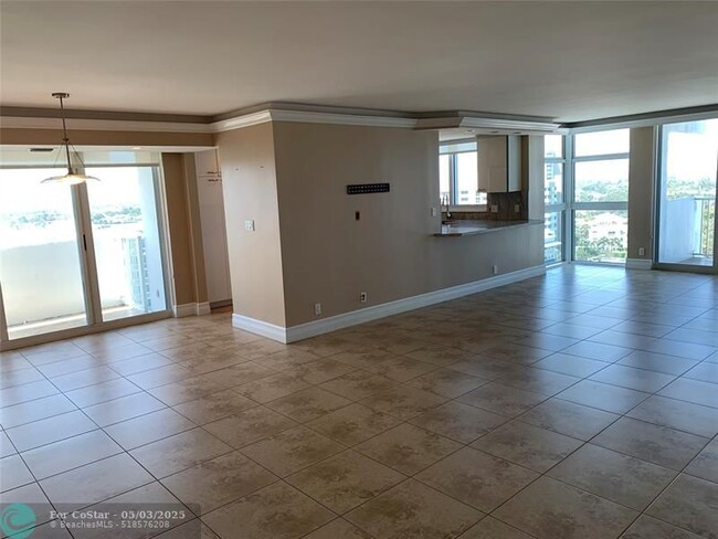 Building Photo - 1360 S Ocean Blvd