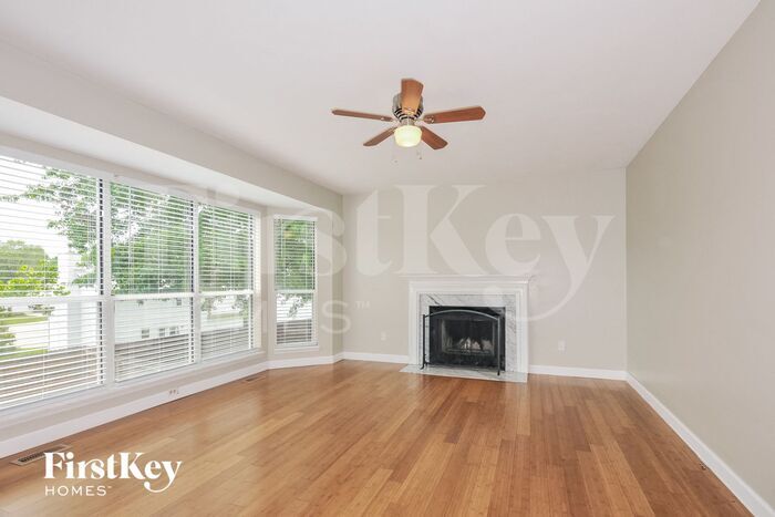 Building Photo - 124 Royallsprings Pkwy