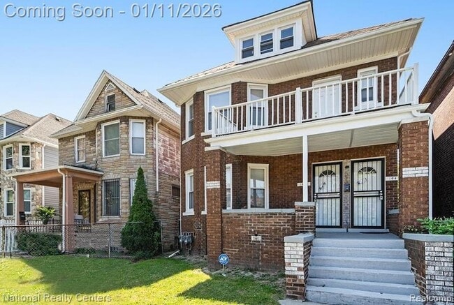 Building Photo - 1045 Casgrain St