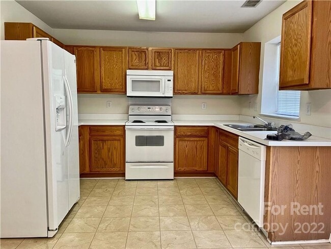 Building Photo - 129_WINDING CANYON