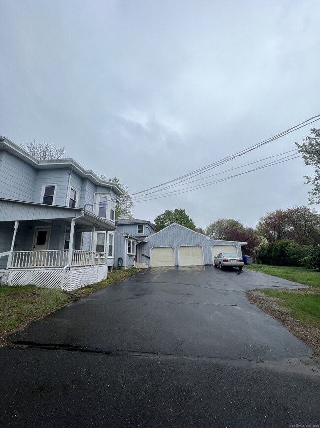 Primary Photo - 34 N Maple St