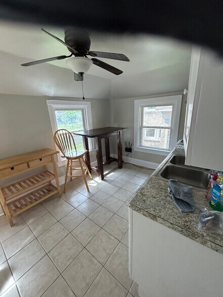 Building Photo - 3404 Austin St