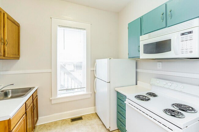 Building Photo - 51 Mentelle Park