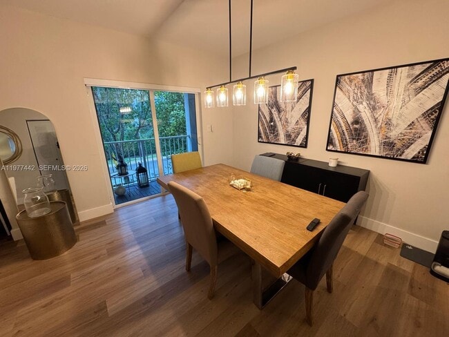 Building Photo - 8960 NW 97th Ave