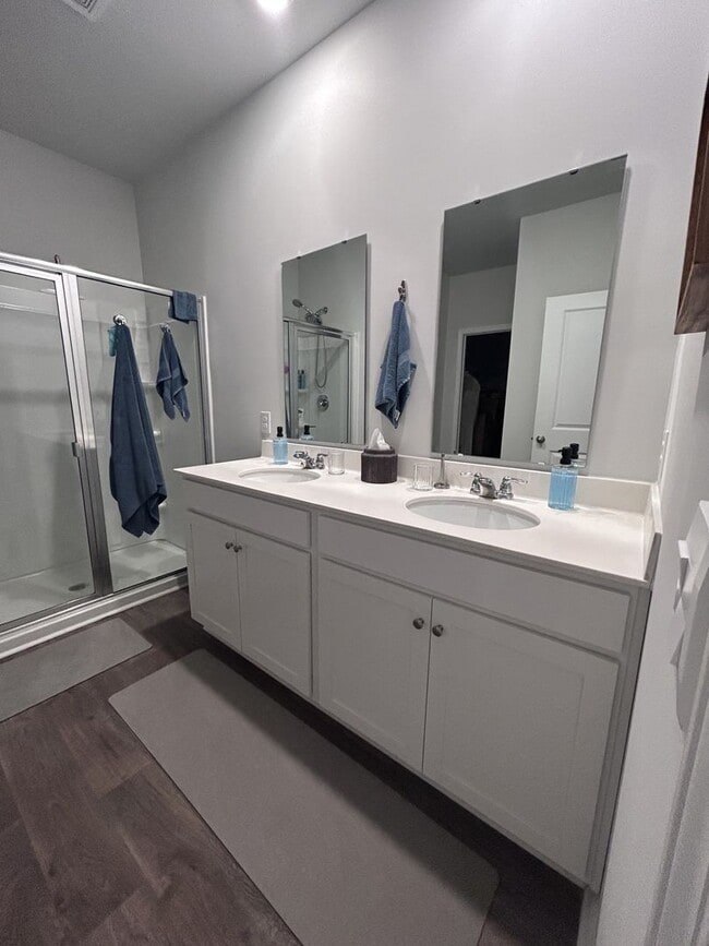Building Photo - Spacious 4BR Ranch Home in Cane Bay!