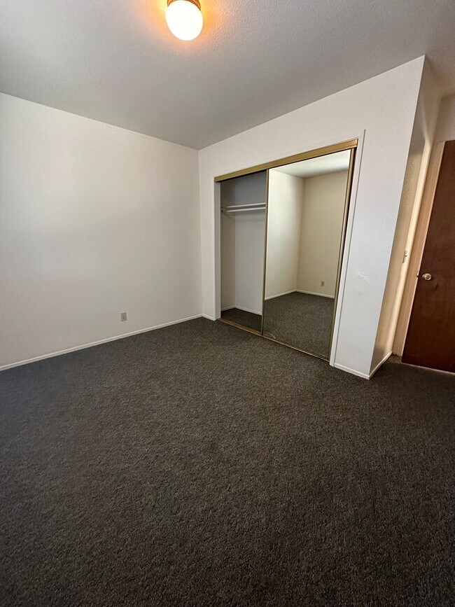 Building Photo - 2031 Oroville-Chico Hwy