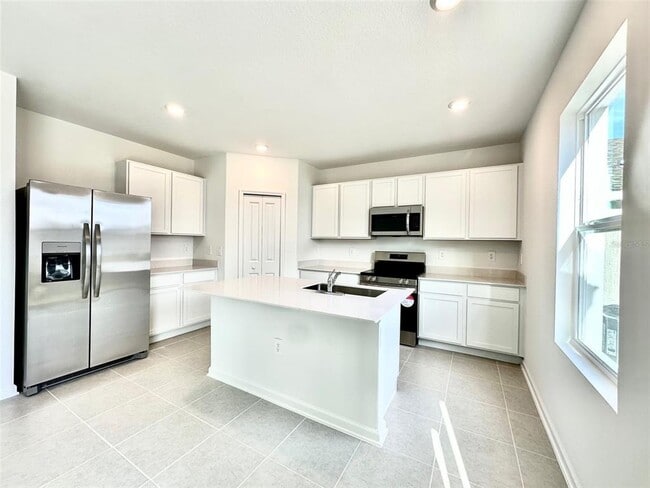 Building Photo - 1029 Harold Pass