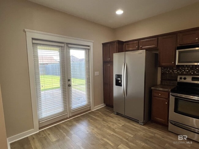 Building Photo - 1065 Crown Walk Dr