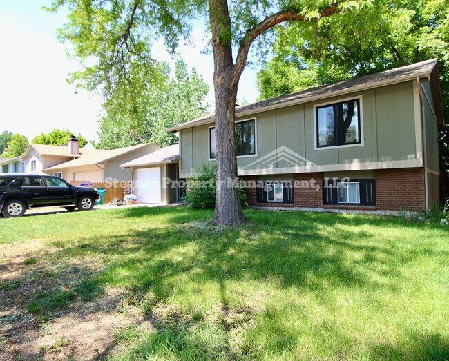 Building Photo - Incredible Updated Home