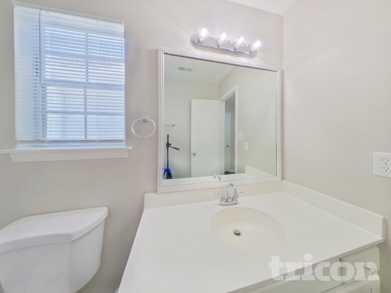 Building Photo - 12314 Terrick Ct