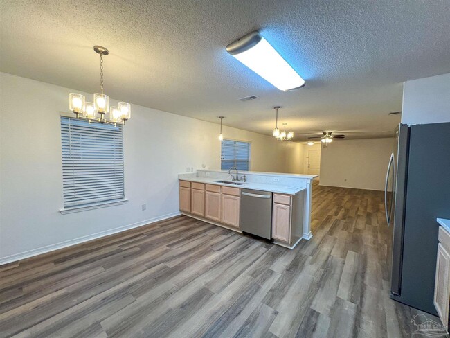 Building Photo - 10548 Wilderness Ln