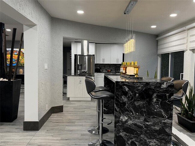 Building Photo - 11240 NW 43rd St