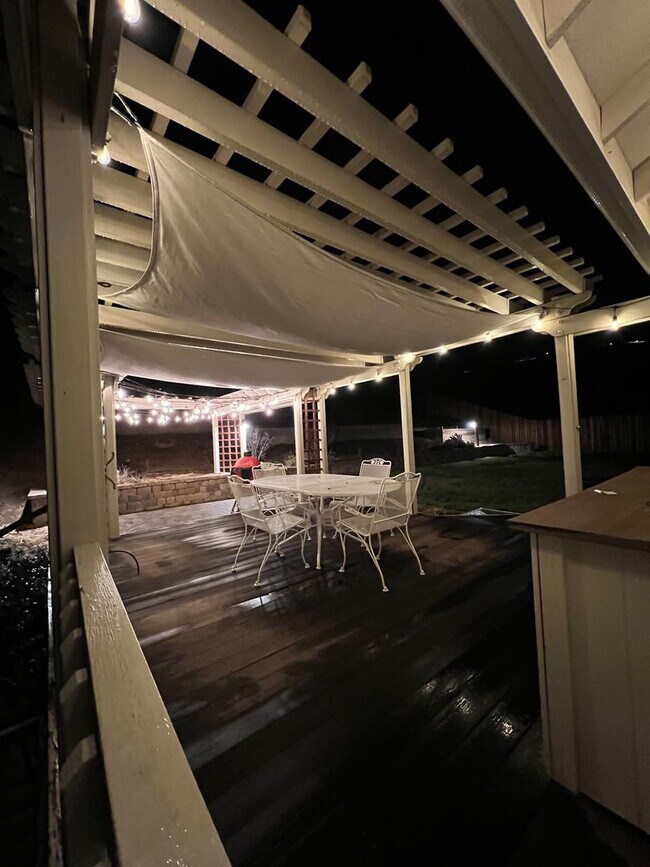 Building Photo - Charming 4-Bedroom Family Home with Hidden Speakeasy! -Lesley Reilly Property
