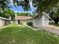 Building Photo - 7506 St Amant Pl