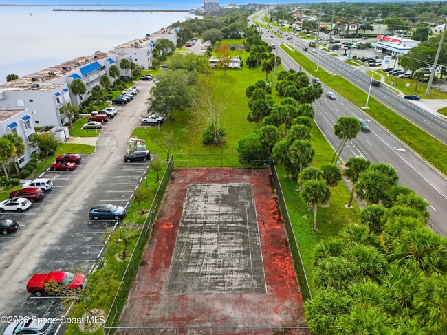 Building Photo - 6850 US-1