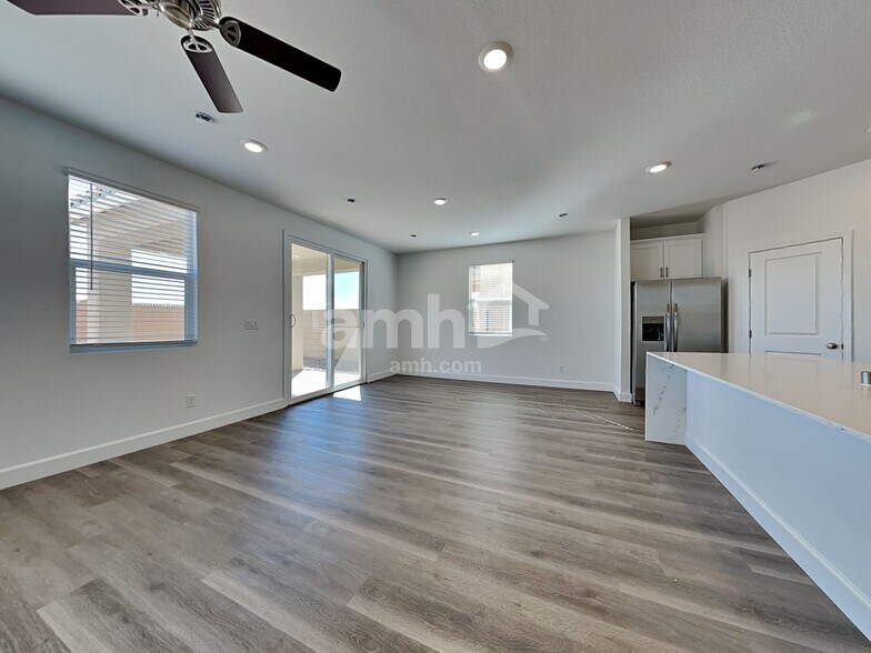 Building Photo - 10530 Lagaspi Dr