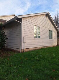 Building Photo - AR6290