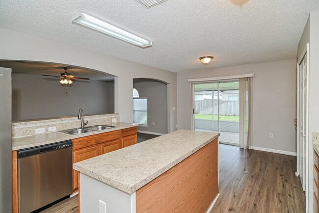 Building Photo - 4459 Marsh Hawk Dr S