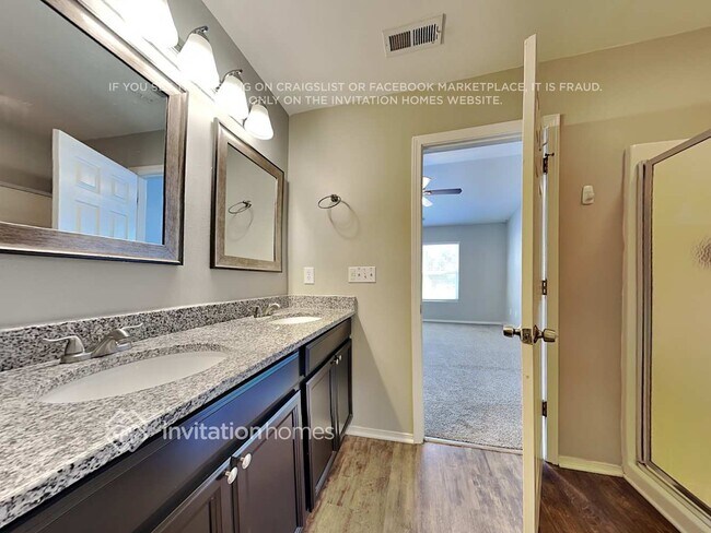 Building Photo - 3617 Charterhall Ln