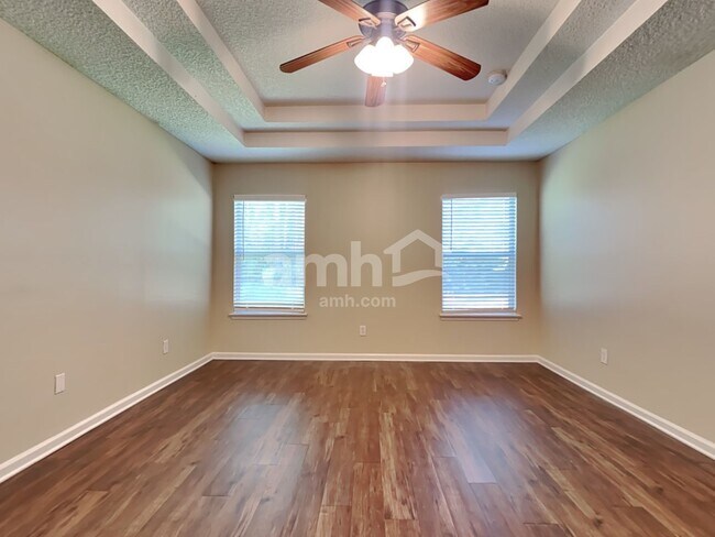 Building Photo - 11525 Jerry Adams Dr