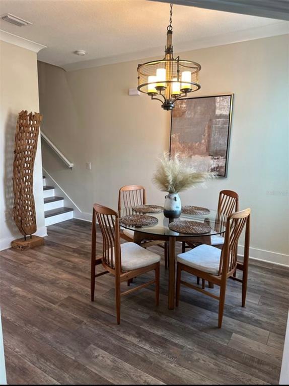 Building Photo - 1249 Savona Dr