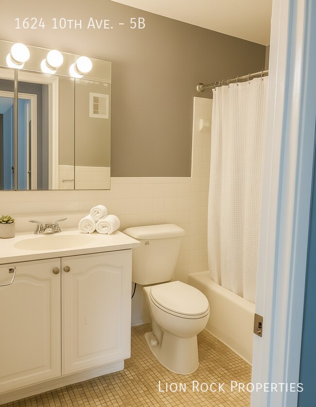 Building Photo - 1624 10th Ave