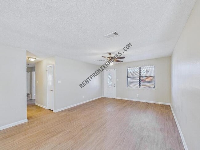 Building Photo - 5223 Mulberry Pl