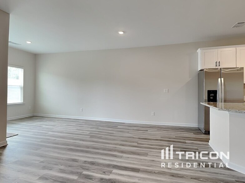 Building Photo - 3433 Arabian Farm Ln