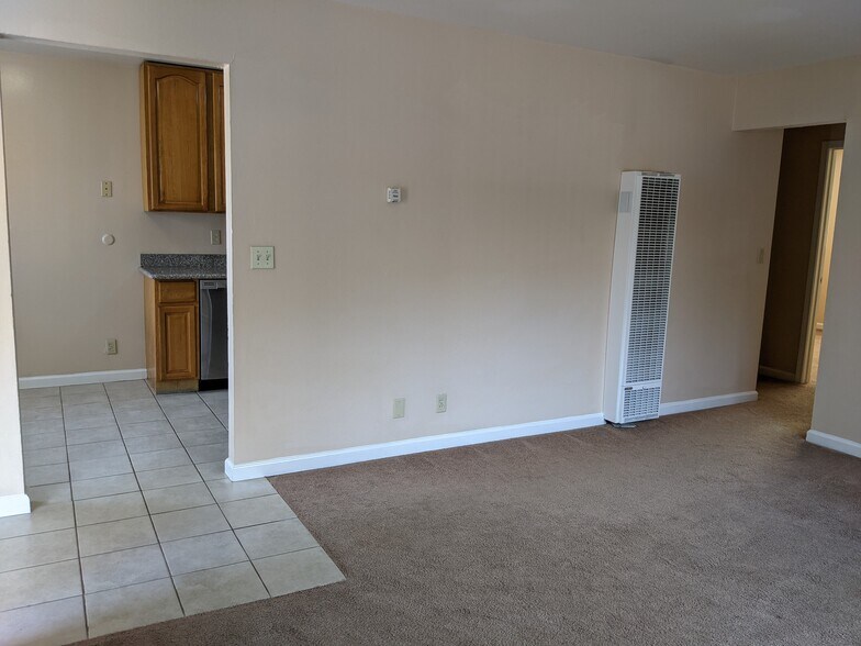 Building Photo - 1156 Ayala Dr