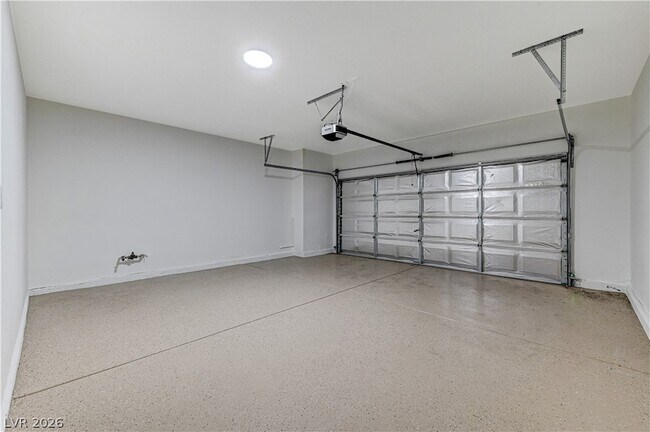 Building Photo - 1317 Fox Acres Dr