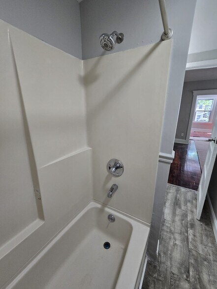 Building Photo - 48 Pardee Pl