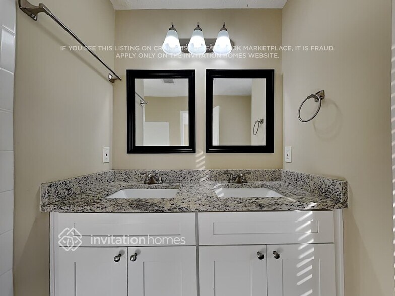 Building Photo - 4791 Brasac Dr