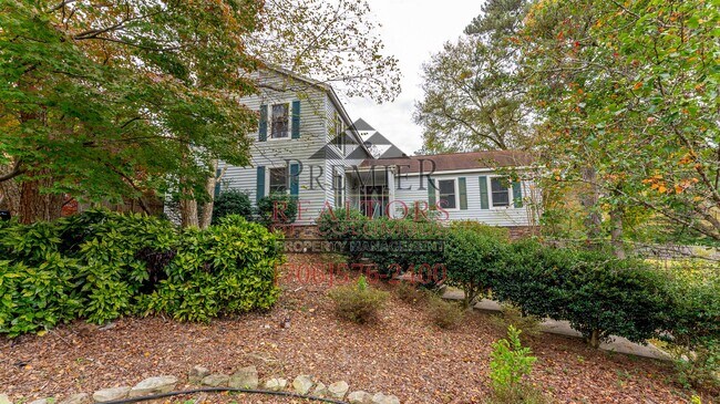 Building Photo - 3812 Wingate Dr