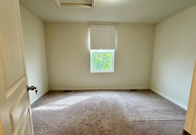 3rd bedroom-second floor - 2750 St. Regis Way