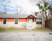 Building Photo - 309 S Ave C