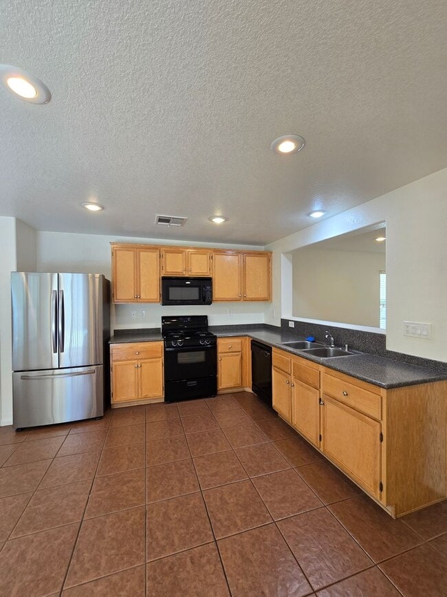 Building Photo - A Fabulous 3 Bedroom, 2 Bathroom  HOME IN ...
