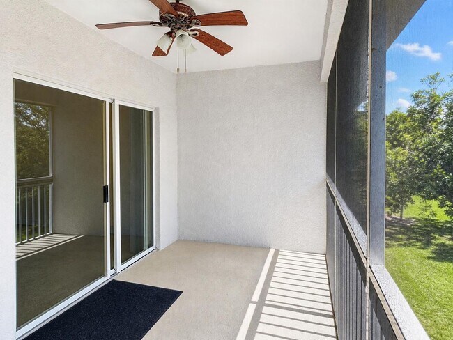 Building Photo - AVAILABLE NOW! Top-Floor Condo | Gated Community | Preserve Views | Water, Sewer & Cable Included