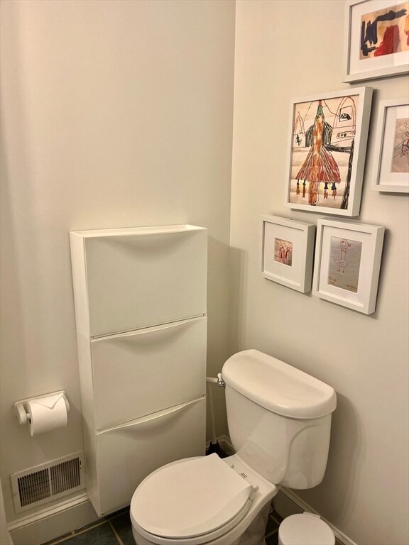 Building Photo - 5 High St Ct