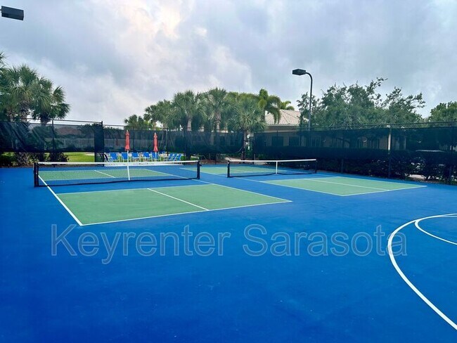 Building Photo - 5994 Demarco Ct